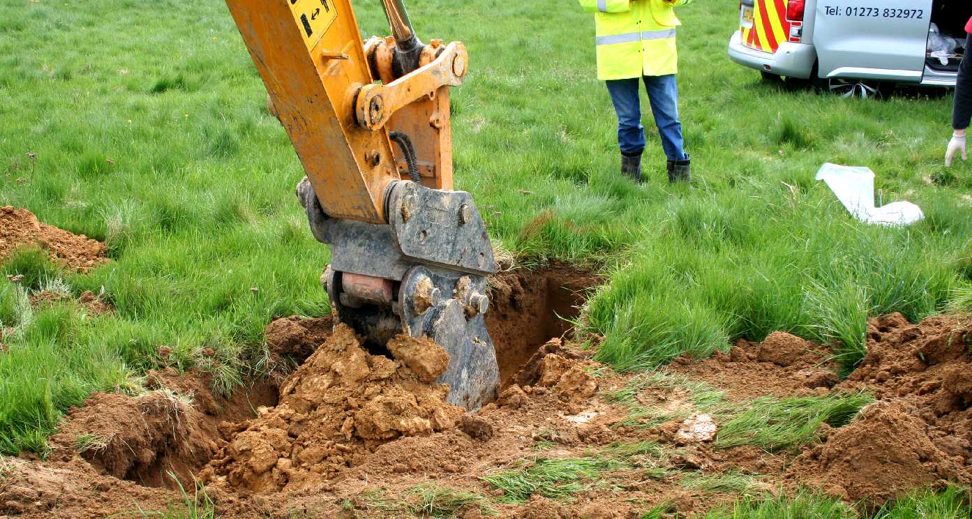 Drainage test trenches water contamination issues for Thakeham and Clarion Housing Groups