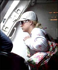 Britney Spears halts flight because of poor seating claims