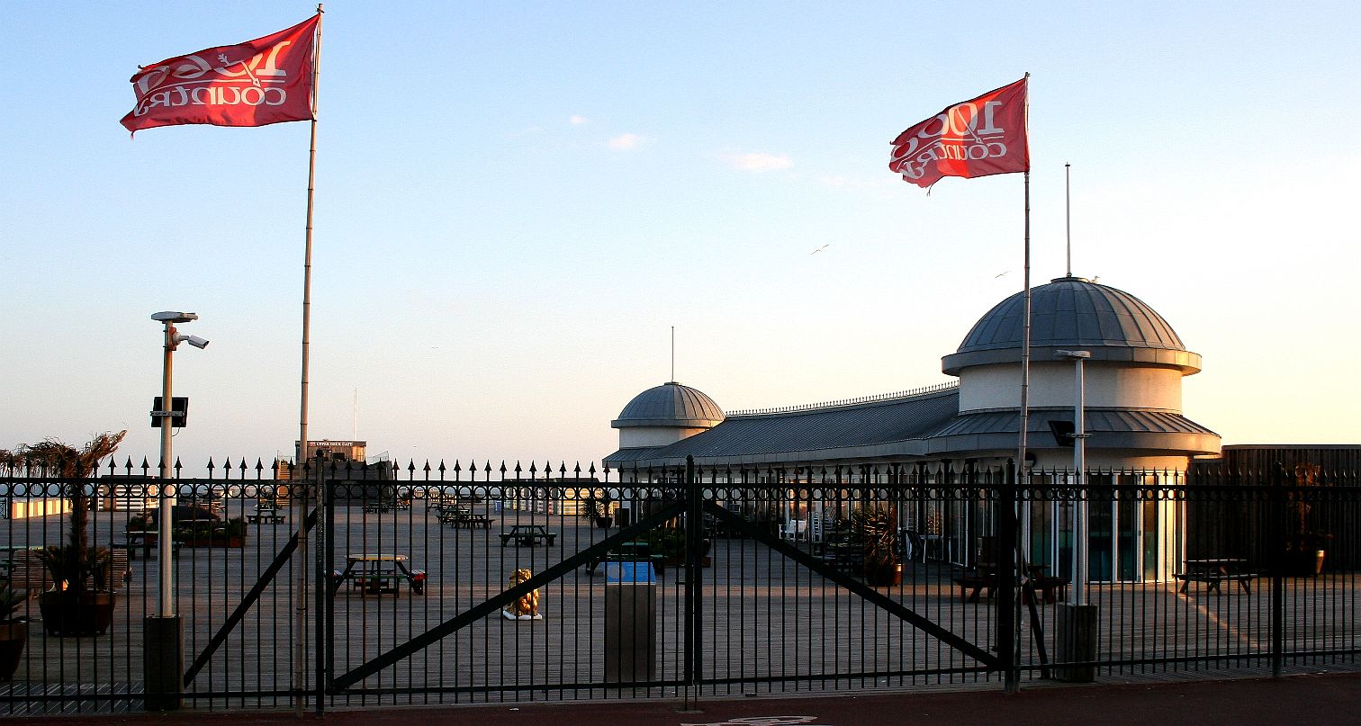 Hastings pier locked gates since January 2019